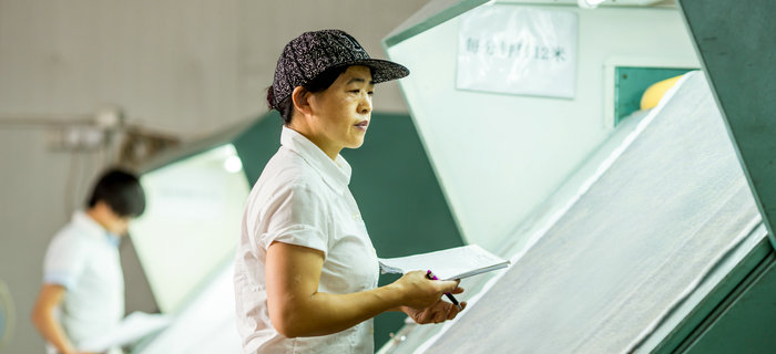 什么，被解雇了？劉潭服裝在冰冷的服裝路上越走越堅(jiān)強(qiáng)