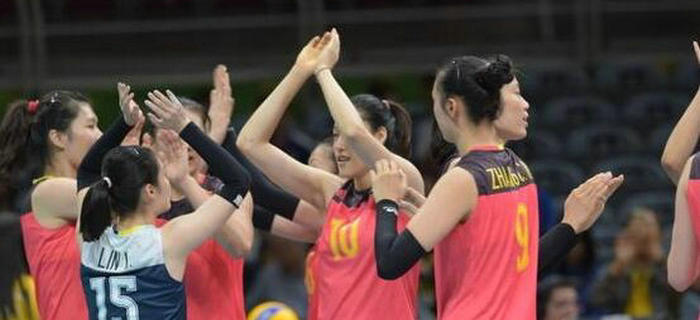 劉潭服裝：揚眉吐氣！中國女排闖進四強 打敗衛(wèi)冕冠軍巴西