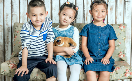 劉潭服裝：如何購買既“貪靚”又健康的童裝