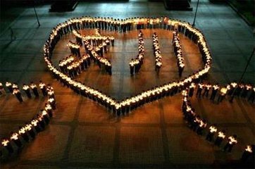 汶川地震九周年，劉潭服裝深情哀悼遇難同胞