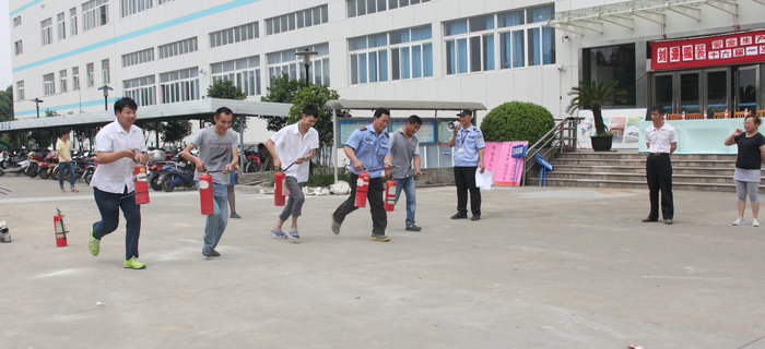 消防運(yùn)動(dòng)會(huì)，劉潭服裝員工都是行動(dòng)派，不服來辯&hellip;&hellip;