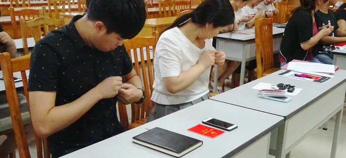 劉潭服裝團(tuán)支部召開(kāi)第三季度團(tuán)員大會(huì)