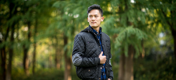 劉潭服裝：秋將盡，露結(jié)為霜；冬欲來，情結(jié)為愛 