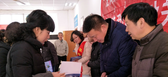 劉潭服裝：&ldquo;法潤梁溪，情系民工&rdquo;活動，營造良好用工環(huán)境