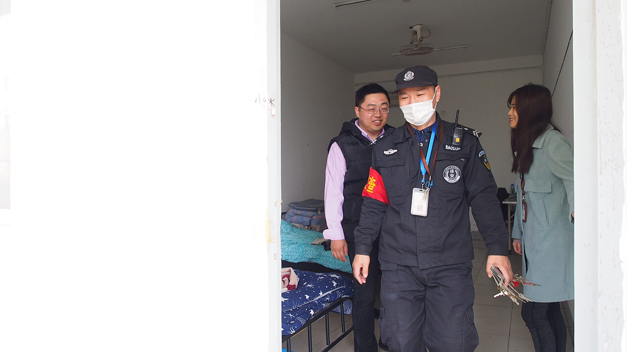 劉潭服裝廠開(kāi)展宿舍安全突擊檢查