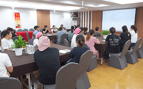 劉潭服裝廠《員工手冊》修訂審議，產(chǎn)業(yè)工人工作實施匯報