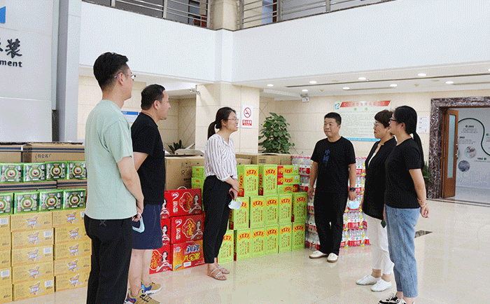 劉潭服裝廠寫給區(qū)委領(lǐng)導的感謝信