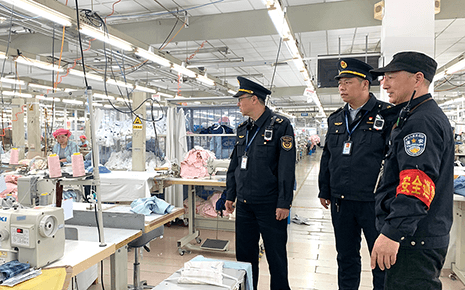 熱烈歡迎區(qū)應急管理局對劉潭服裝進行安全檢查
