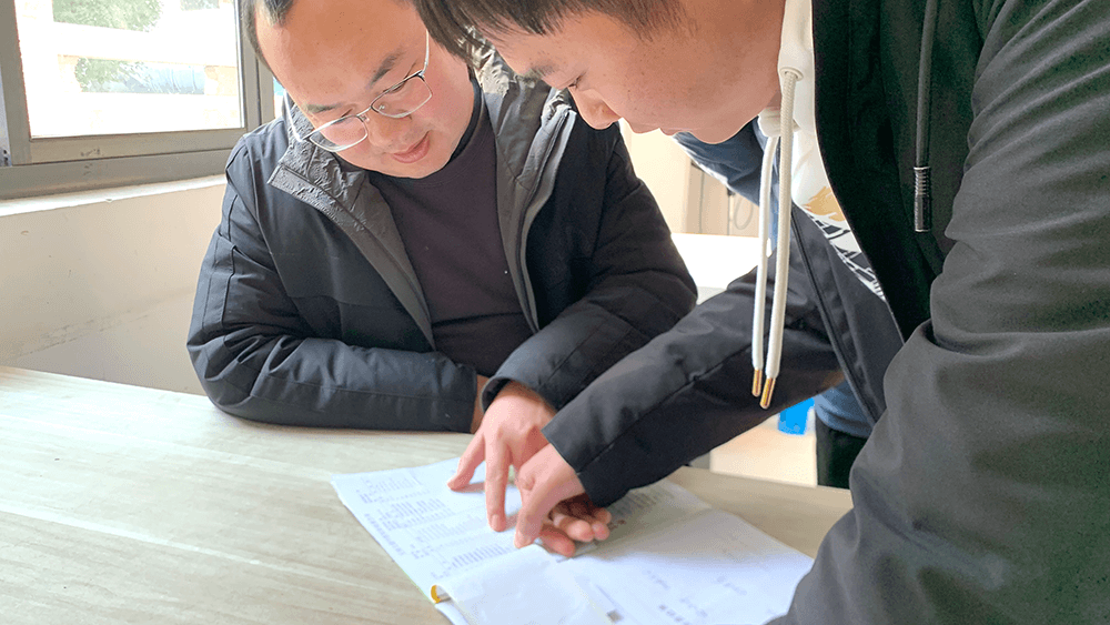 劉潭服裝：體檢回訪(fǎng)暖人心