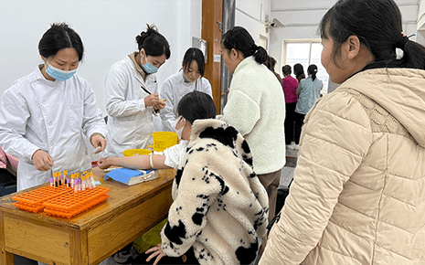 劉潭服裝：關(guān)懷入微，員工健康有“醫(yī)”靠