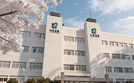 劉潭服裝溫馨提示：清明出行，舒適穿搭指南