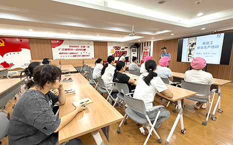 夯實安全基礎(chǔ) 助力新人成長｜劉潭服裝開展新員工入職培訓(xùn)
