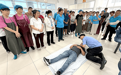 筑牢安全防線 提升應急能力——劉潭服裝開展后勤人員安全專題培訓